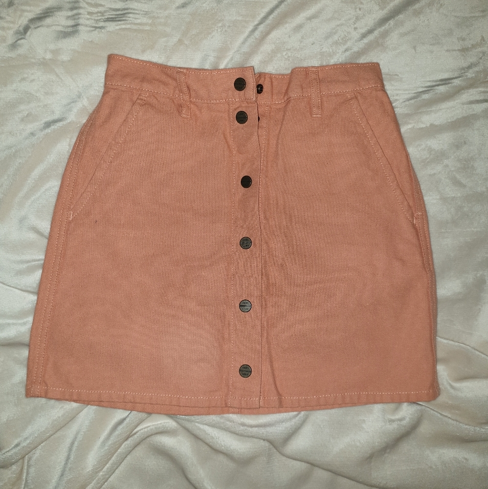 ☆Obey Buttoned Jean Skirt♡NWOT☆